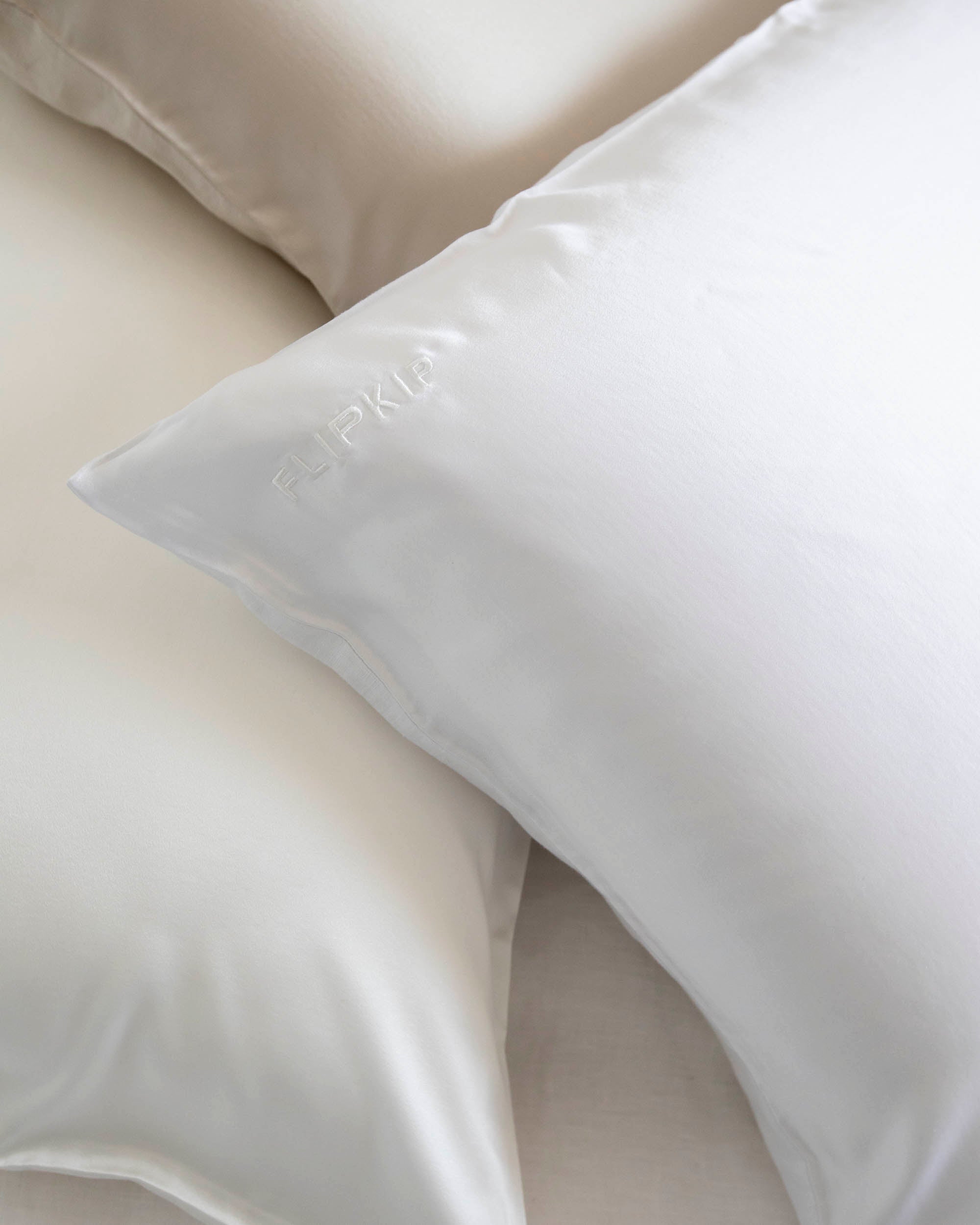 Crisp White Flip Silk Linen Pillowcase